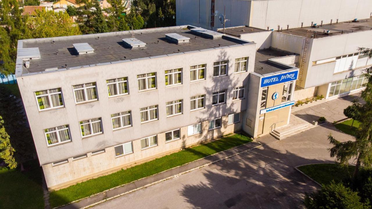 Spišská Nová Ves Hotel Preveza מראה חיצוני תמונה