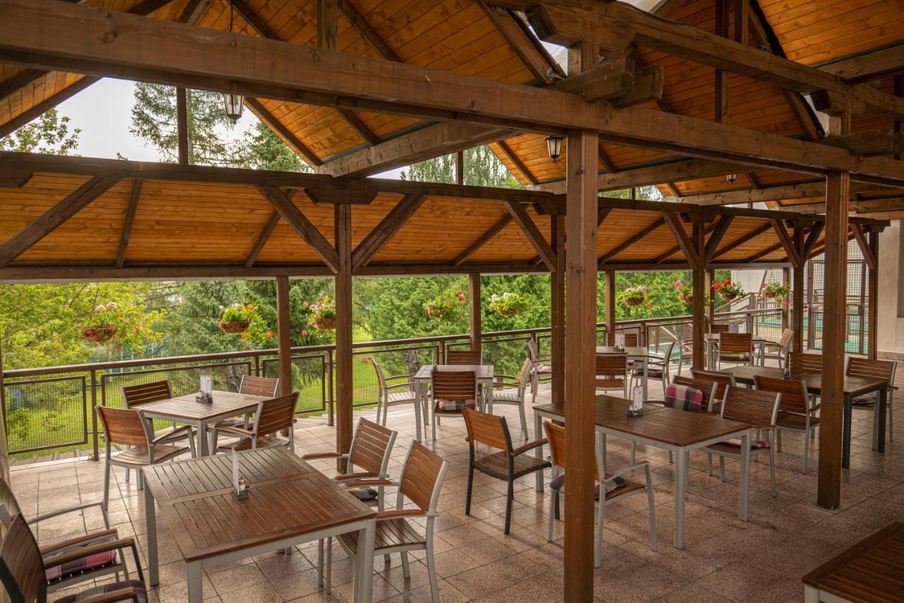 Spišská Nová Ves Hotel Preveza מראה חיצוני תמונה