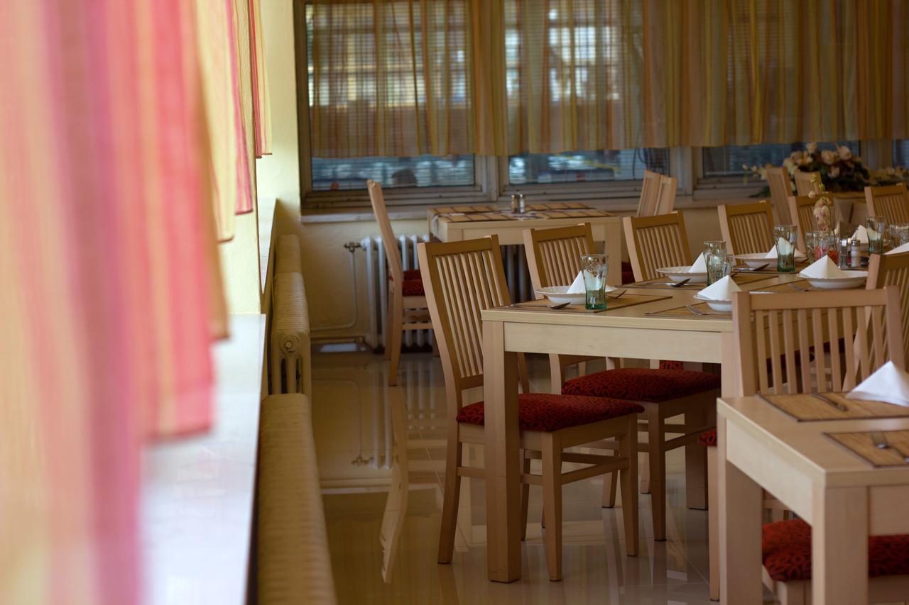 Spišská Nová Ves Hotel Preveza מראה חיצוני תמונה
